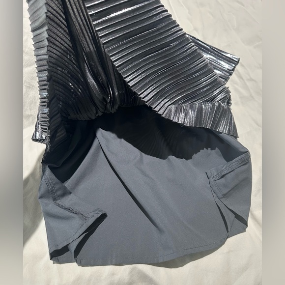 Cat & Jack: Girls Boxy Short Sleeve Blouse- Size Medium - Picture 5 of 5